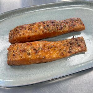 Pavés de Saumon fumé mi-cuit à la Provencale / le kg