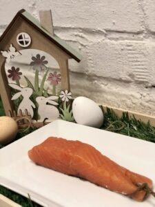 Pavés de saumon fumés à la ficelle / le kg